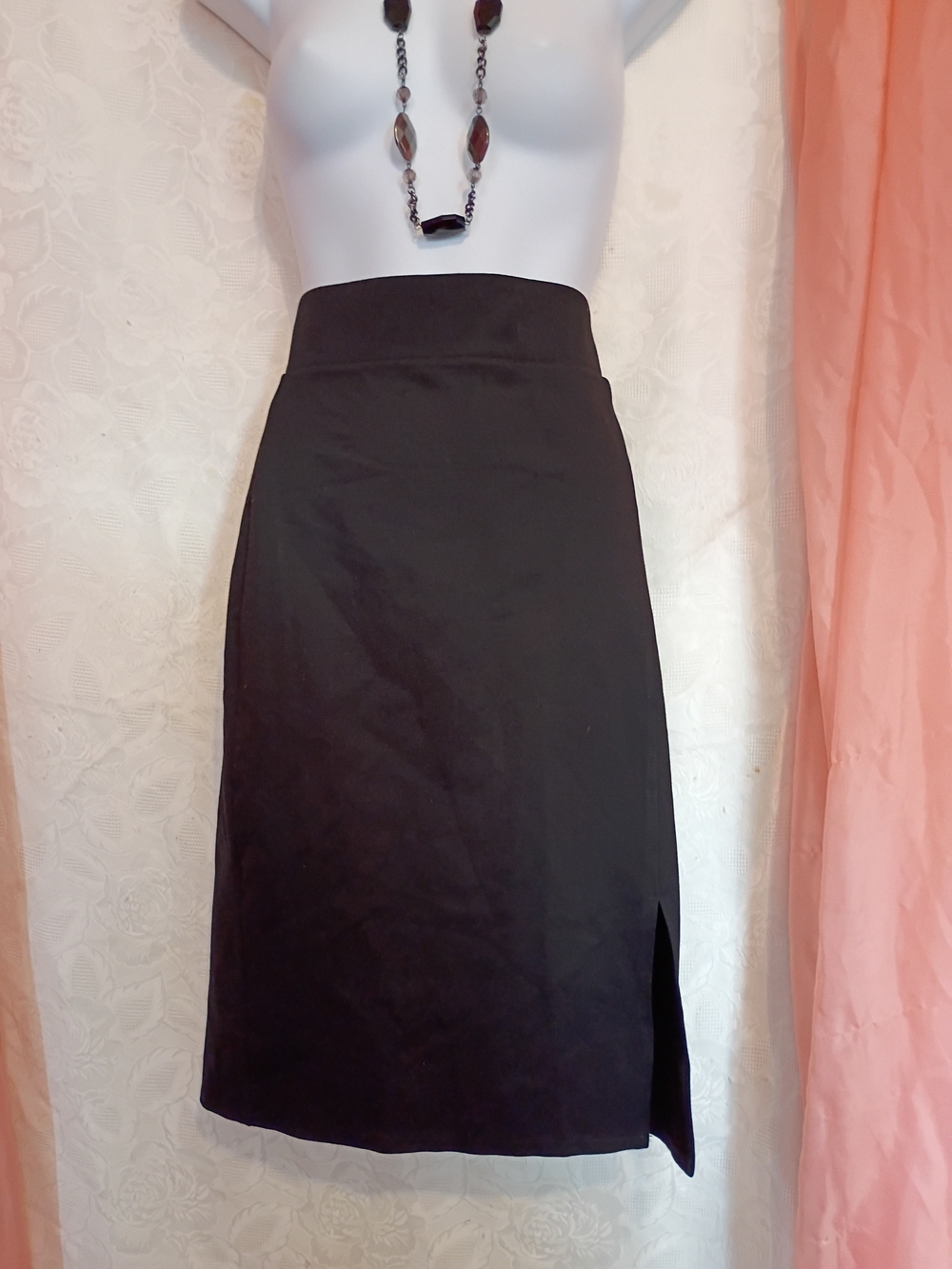 Exchic Ladies Classic Black High-Waist Pencil Skirt with Side Slit Sz M